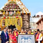 Read more about the article ଶ୍ରୀମନ୍ଦିର ରେ ଶ୍ରୀବିଗ୍ରହ ଙ୍କୁ ଦର୍ଶକଲେ ରାଷ୍ଟ୍ରପତି