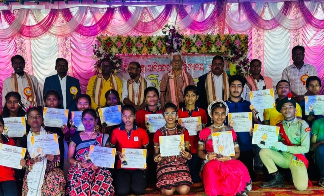 You are currently viewing “ବସୁଧୈବ କୁଟୁମ୍ବକମ୍” ନିତୀ ଅବଲମ୍ବନ କରିବାକୁ ଛାତ୍ରଛାତ୍ରୀଙ୍କୁ ପରାମର୍ଶ