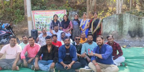 ଦୀର୍ଘ ୨୦ ବର୍ଷ ପରେ ଏକାଠି ହେଲେ ପୁରାତନ ଛାତ୍ରଛାତ୍ରୀ: ବରଡ଼ା ବାଲୁଙ୍କେଶ୍ୱର ଉଚ୍ଚ ବିଦ୍ୟାଳୟର ୨୦୦୬ ମାଟ୍ରିକ ବ୍ୟାଚ ର ବନ୍ଧୁ ମିଳନ