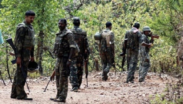 You are currently viewing ମାଓବାଦୀ-ପୁଲିସ ମୁହାଁମୁହିଁ : କରଡା ଜଙ୍ଗଲରେ ଏନକାଉଣ୍ଟର, ଦୁଇ ମାଓବାଦୀ ନିହତ