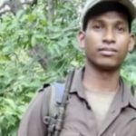 Read more about the article ସଂରକ୍ଷିତ ଜଙ୍ଗଲର ମାଟି ତଳୁ ଦୁର୍ଦ୍ଦାନ୍ତ ମାଓବାଦୀ ଅନ୍ବେଷ ଙ୍କ ଗଳିତ ମୃତଦେହ ଉଦ୍ଧାର