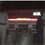 Read more about the article ଆଇଚର ଗାଡି ସହ ଗଞ୍ଜେଇ ଜବତ : ଚାଳକ ଓ ଗଞ୍ଜେଇ ମାଫିଆ ଫେରାର