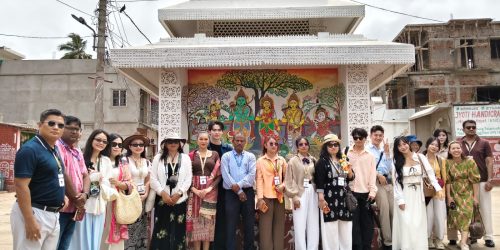 ସୋସିଆଲ ମିଡିଆ ଇନଫ୍ଲୁଏନସର ଙ୍କ ରଘୁରାଜପୁର ଓ କୋଣାର୍କ ମନ୍ଦିର ପରିଦର୍ଶନ