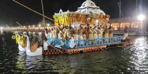 ଚନ୍ଦନ ମହମହ ବାସ୍ନାରେ ମହକିଲା ନରେନ୍ଦ୍ର ପୁଷ୍କରିଣୀ୨୧ ଦିନିଆ ଚନ୍ଦନଯାତ୍ରା ଆରମ୍ଭ