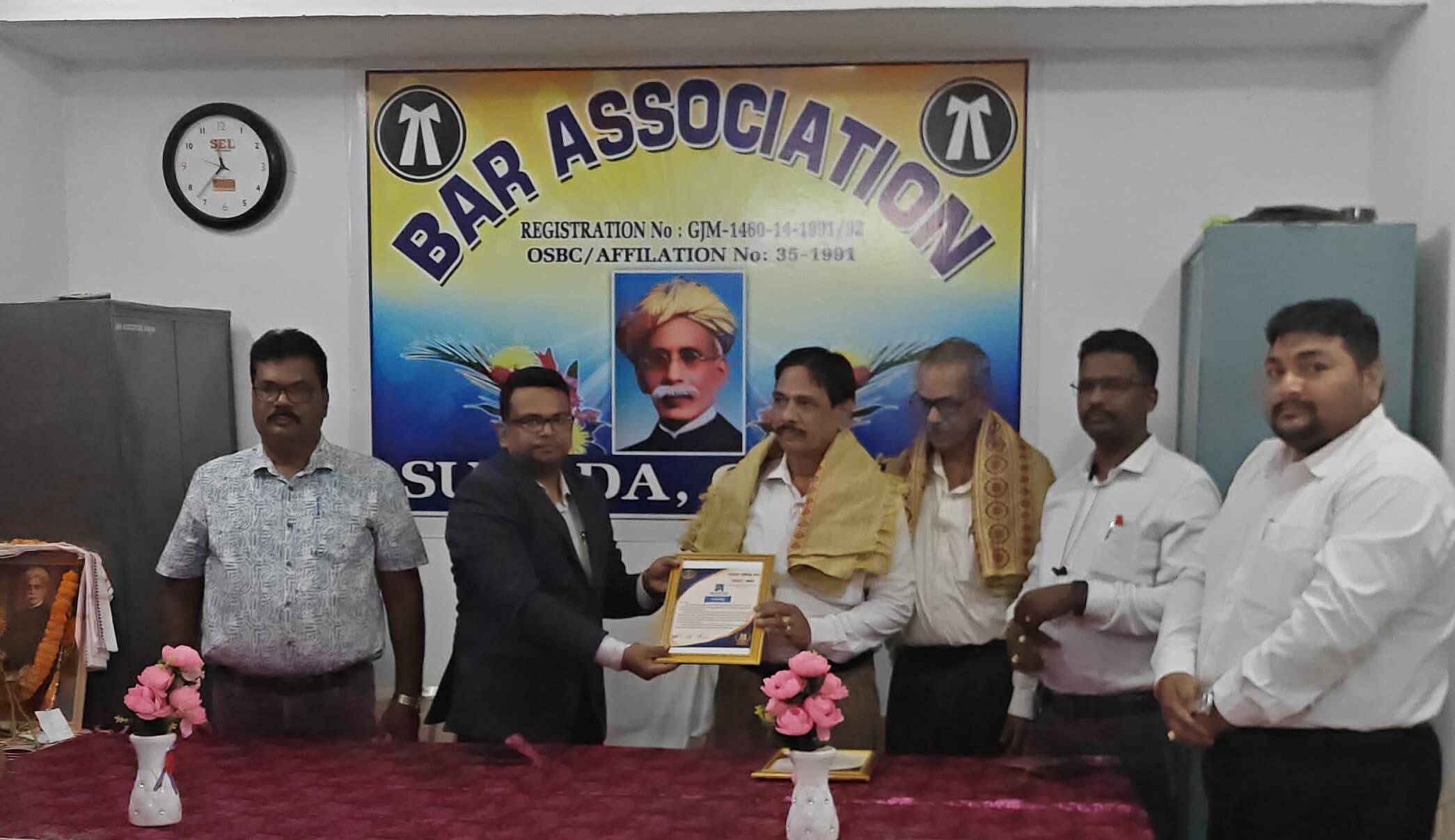 You are currently viewing ସୋରଡ଼ା ଆଇନଜୀବୀ ସଂଘ ପକ୍ଷରୁ ଆଇନଜୀବୀ ଦିବସ ଓ ମଧୁବାବୁ ଜୟନ୍ତୀ ଉତ୍ସବ ପାଳିତ ।