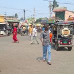 Read more about the article ଷ୍ଟେସନ ଓ ଜିଲ୍ଲା ସ୍ଲୁଲ ଛକ ରାସ୍ତା ହେଉନାହିଁ ଓସାରମହାନଗର ନିଗମ ଅଧିକାରୀ ନିରବଦ୍ରଷ୍ଟା