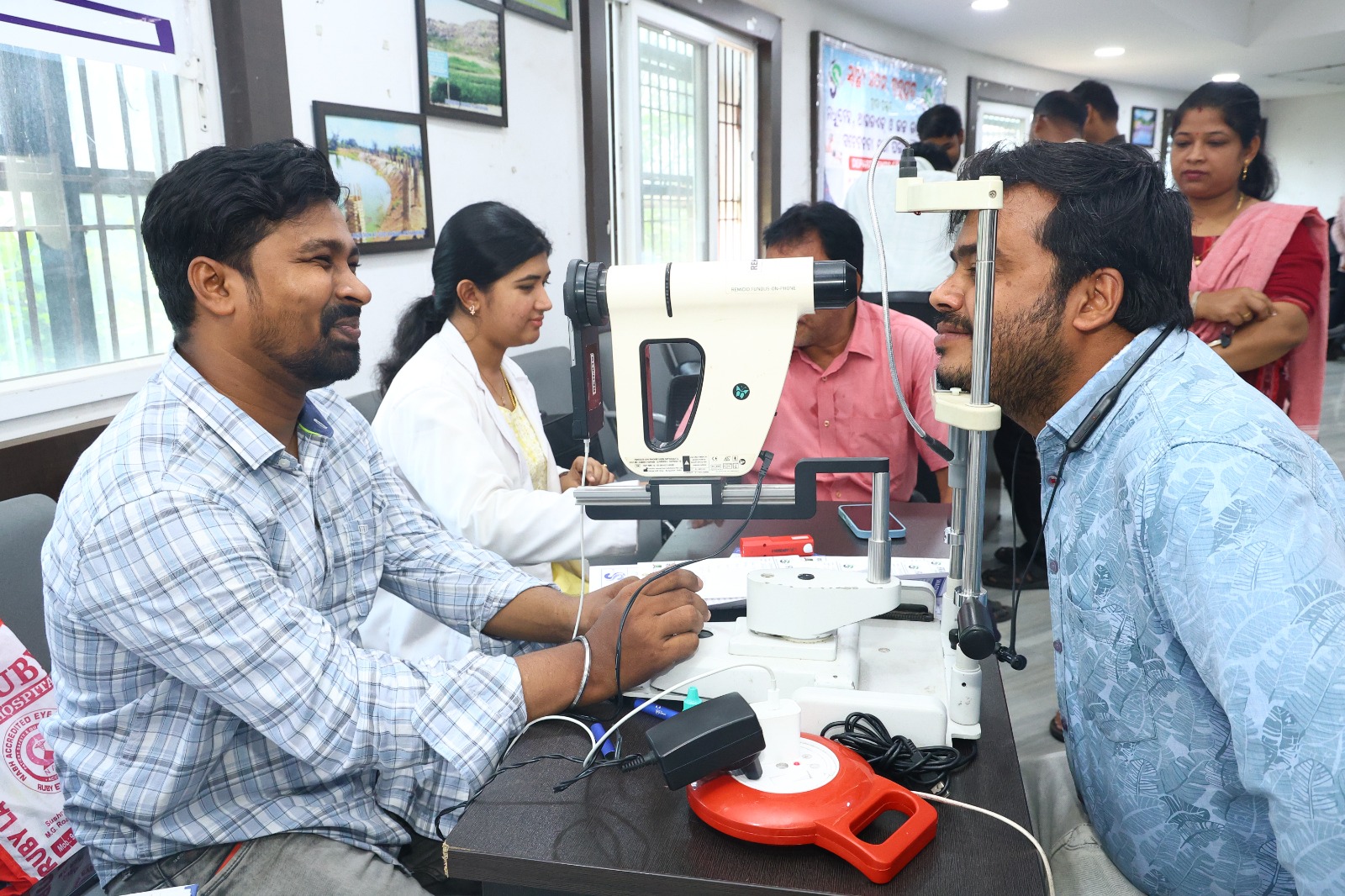 You are currently viewing ସ୍ୱାସ୍ଥ୍ୟ ପରୀକ୍ଷା ଓ ସଚେତନତା ଶିବିର ଅନୁଷ୍ଠିତଉନ୍ନତ ଜୀବନଶୈଳୀ ଓ ନିୟମିତ ବ୍ୟାୟାମ କରିବାକୁ ଜିଲ୍ଲାପାଳଙ୍କ ପରାମର୍ଶ