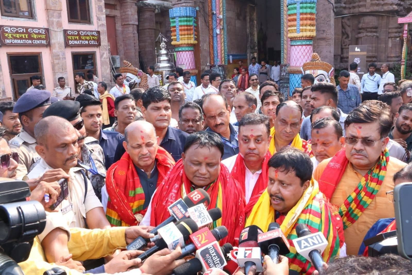 You are currently viewing ଶ୍ରୀମନ୍ଦିରରେ ଶ୍ରୀଜୀଉଙ୍କ ଦର୍ଶନ କଲେବିଜେପି ରାଷ୍ଟ୍ରୀୟ ଅଧ୍ୟକ୍ଷ ନିତିନ ନବୀନ