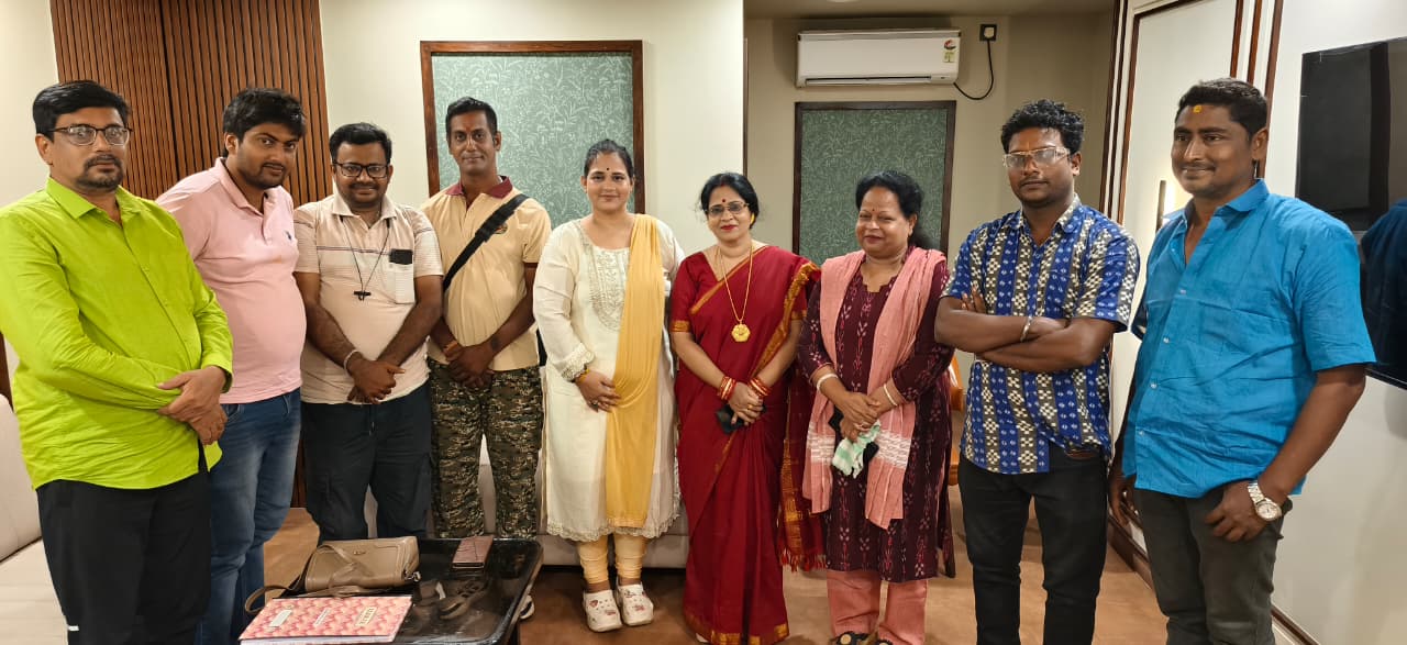 You are currently viewing ମହାପ୍ରଭୁଙ୍କ ଆଗରେ ପାରମ୍ପରିକ ମାହାରୀ ନୃତ୍ଯକୁବଡଦାଣ୍ଡ ଓ ମଞ୍ଚରେ ପ୍ରଦର୍ଶିତ କରାନଯାଉ