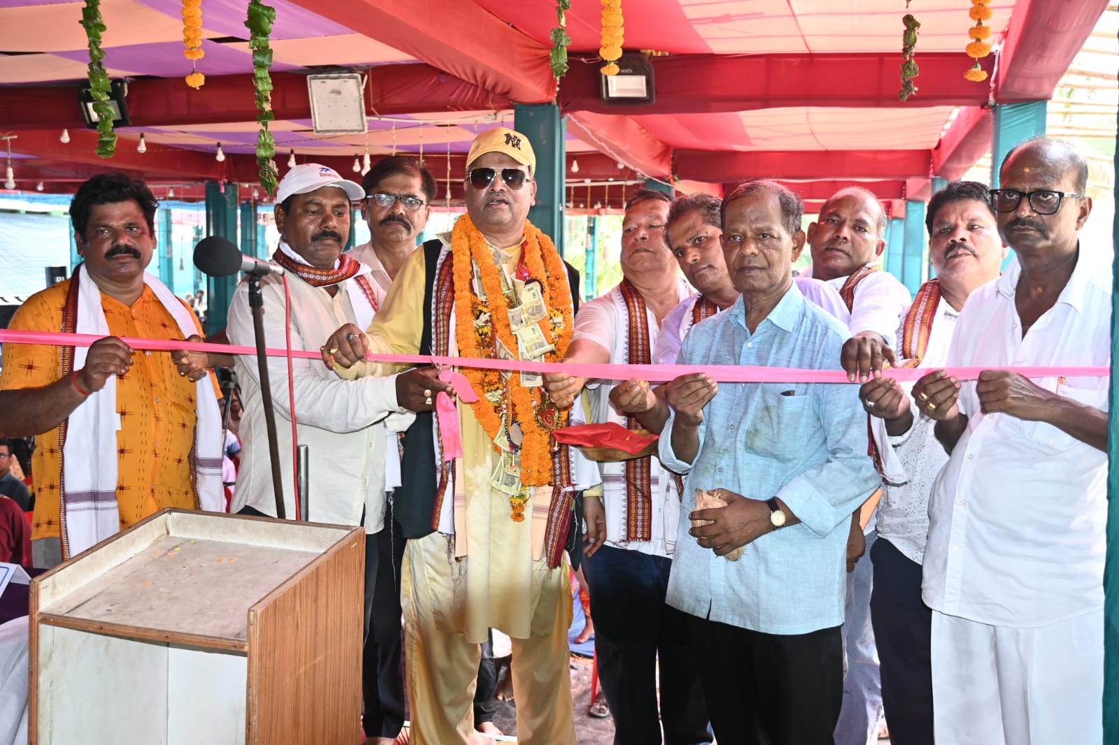 You are currently viewing ଚିକିଟି – ଖେମୁଣ୍ଡି ହଳଦିଆ ତୈଳିକ ବୈଶ୍ୟ ସମାଜର ମହାସଭା ଅନୁଷ୍ଠିତ