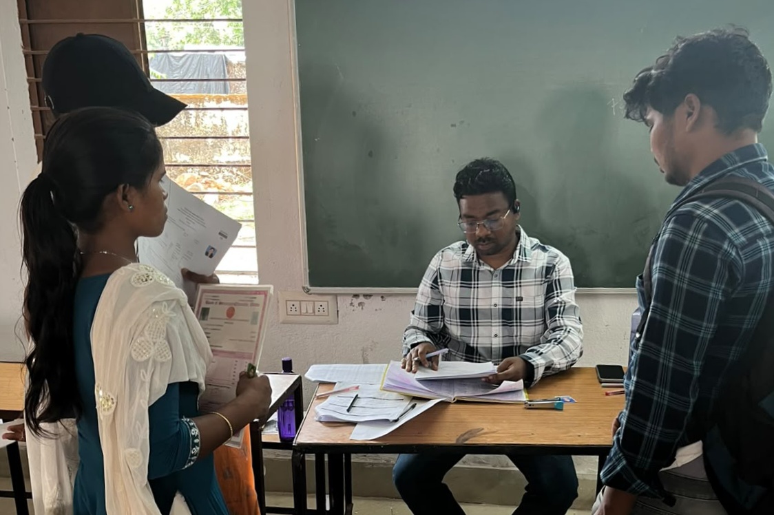 You are currently viewing ଆଦିବାସୀ ମହାବିଦ୍ଯାଳୟରେ +୩ ପ୍ରଥମ ପର୍ଯ୍ଯାୟ ନାମଲେଖା ଆରମ୍ଭ