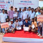 Read more about the article ୧୫୦୧ ରକ୍ତ ସଂଗ୍ରହ କରି କେନ୍ଦ୍ର ମନ୍ତ୍ରୀ ଧର୍ମେନ୍ଦ୍ର ଙ୍କୁ ଶୁଭେଚ୍ଛା ଜଣାଇଲେ ଛତ୍ରପୁର ବିଧାୟକ