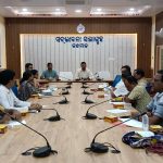 Read more about the article କନ୍ଧମାଳରେ ଚିଠା ଭୋଟର ତାଲିକା ପ୍ରକାଶ: ସ୍ୱତନ୍ତ୍ର ସଘନ ସଂଶୋଧନ ନେଇ ସର୍ବଦଳୀୟ ବୈଠକ