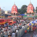 Read more about the article ଜନ୍ମବେଦୀ ରେ ବିଜେ ଚତୃର୍ଦ୍ଧା ମୂର୍ତ୍ତି ; ଆଜିଠାରୁ ଆଡପ ଦର୍ଶନ ;ମଧ୍ୟାହ୍ନ ରେ ଶ୍ରଦ୍ଧାଳୁ ପାଇବେ ଆଡପ ଅବଢ଼ା ;ହେରପଞ୍ଚମୀ ପାଇଁ ହେବ ବନକଲାଗି