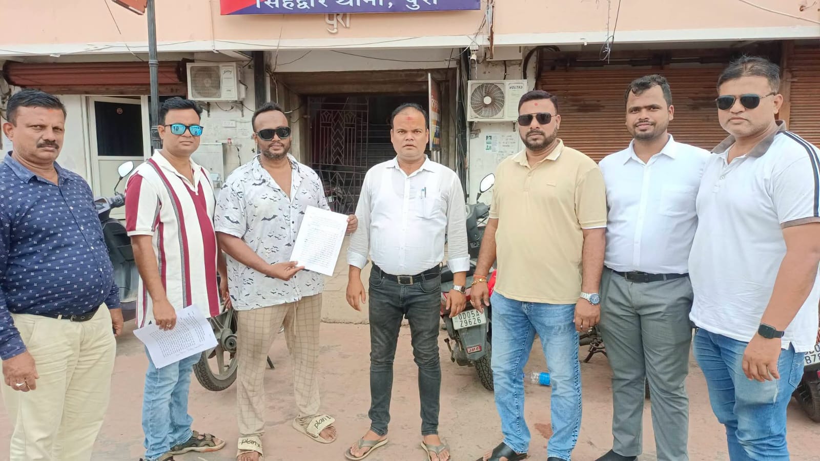You are currently viewing ଶ୍ରୀମନ୍ଦିର ଗର୍ଭଗୃହରେ ବନକଲାଗି ସମୟରେପ୍ରଶାସନିକ ଅଧିକାରୀଙ୍କ ପ୍ରବେଶ ବିରୋଧରେ ଅଭିଯୋଗ