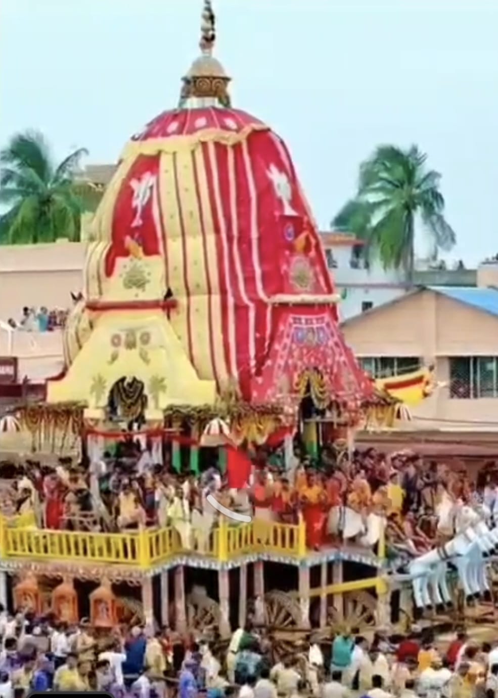 You are currently viewing ସିଂହଦ୍ଵାରରେ ଲାଗିଲା ତିନିରଥଆଜି ସୁନାବେଶ