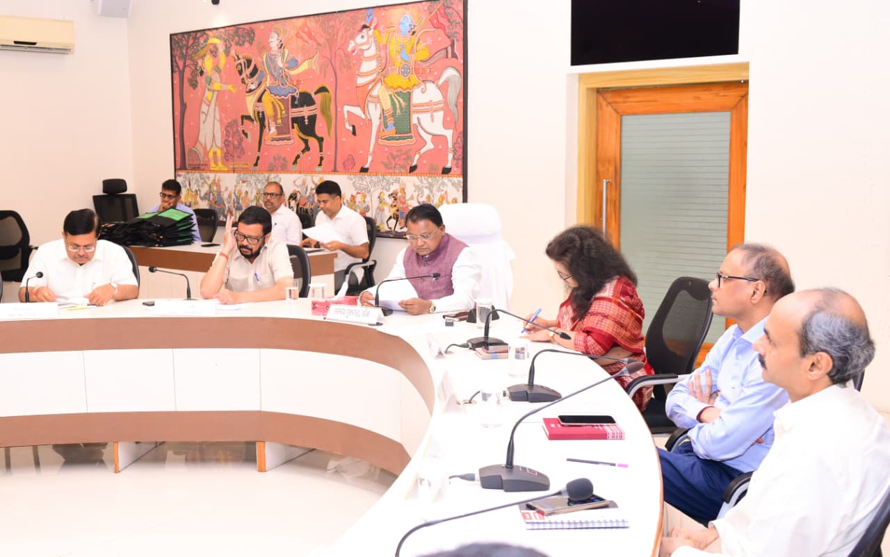 You are currently viewing ଗୋବର୍ଦ୍ଧନ ପୀଠ ଓ ସ୍ୱର୍ଗଦ୍ୱାର ବେଳାଭୂମିର ଉନ୍ନତିକରଣ ସମ୍ପର୍କରେ ମୁଖ୍ୟମନ୍ତ୍ରୀଙ୍କ ସମୀକ୍ଷା ବୈଠକ