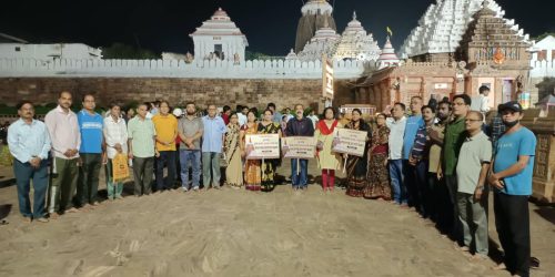 ପୁରୀବାସୀ ଙ୍କ ପାଇଁ ଶ୍ରୀମନ୍ଦିର ଦର୍ଶନ ସ୍ଥାୟୀ ବ୍ୟବସ୍ଥା ଦାବିରେ ୧୬୫ ଦିନର ଅବିରତ ପଦଯାତ୍ରା :